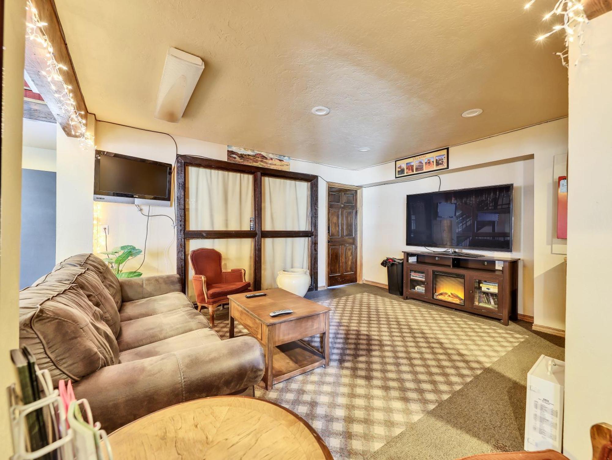 Tree House Villa ไบรอัน เฮด ภายนอก รูปภาพ