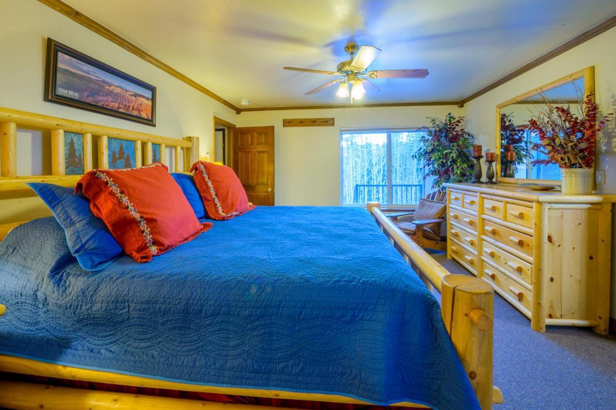 Tree House Villa ไบรอัน เฮด ภายนอก รูปภาพ